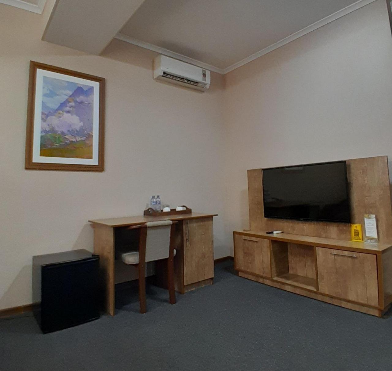 Hotel Bek Samarkand Eksteriør bilde
